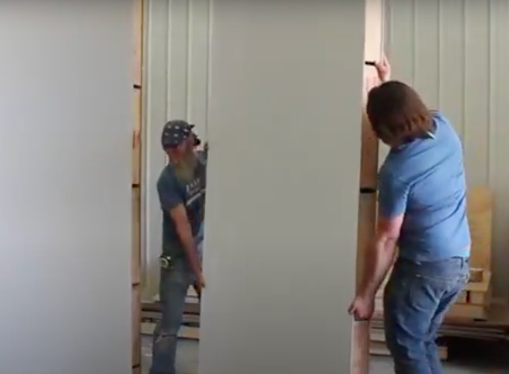 pareti shop putting toegether curved walls